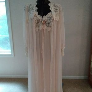 Moda Intima Peach Peignoir set